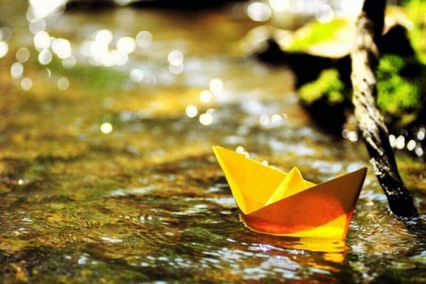 Кораблик в луже