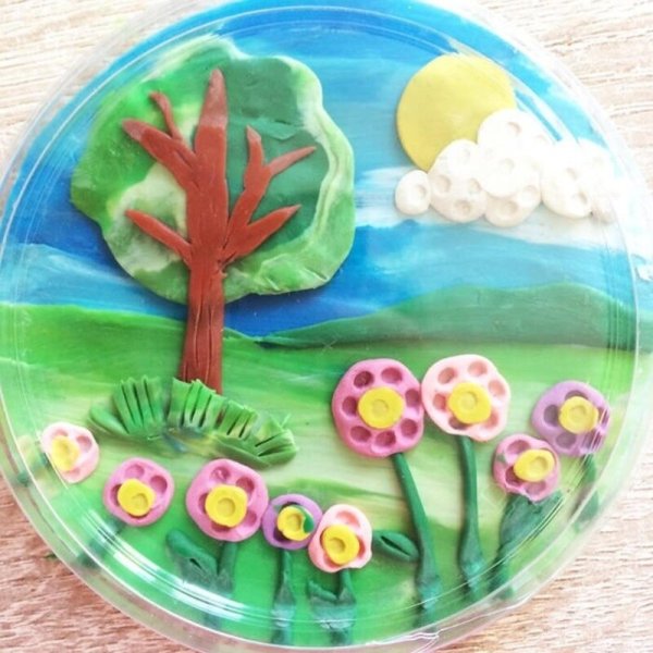 Лепка на крышке от сметаны