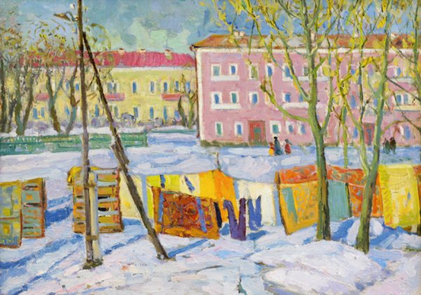 Весенний двор