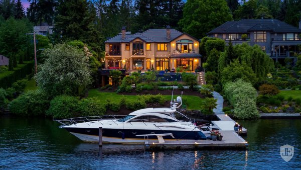 Бора Бора бунгало на воде