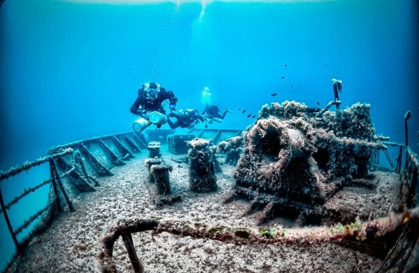 Пазл затонувший корабль 2000 деталей Castorland