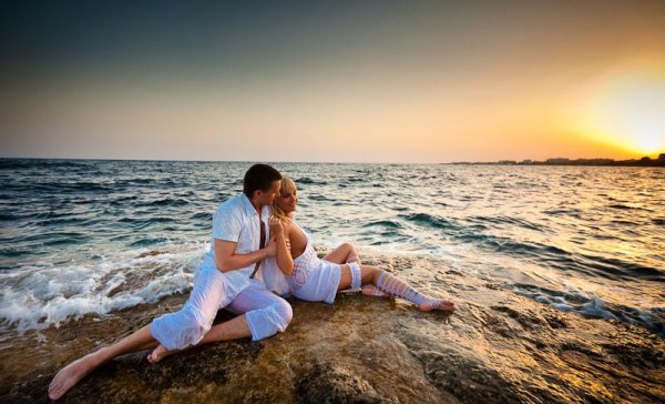 Влюбленные на море