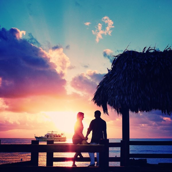 Пара на пляже