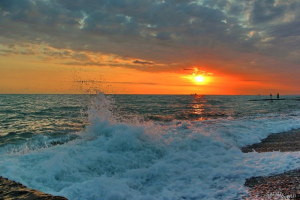 Море в Адлере в ноябре