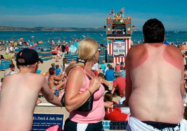 Загар на пляже прикольные