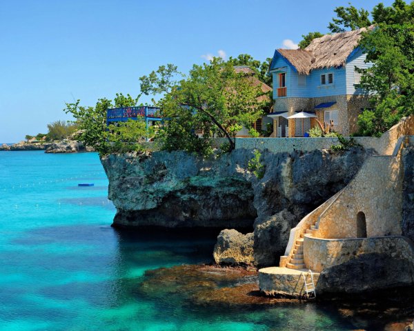 Хломос Корфу