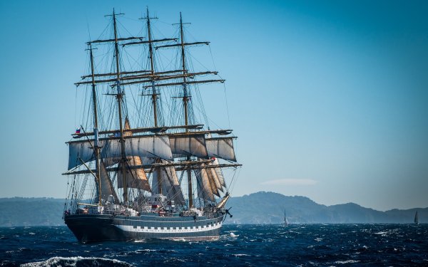 Парусный корабль