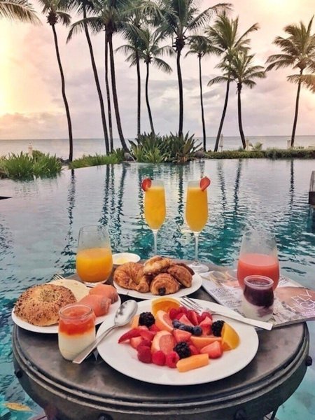 Утро море завтрак