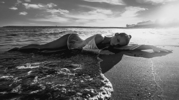 Девушка на море Эстетика