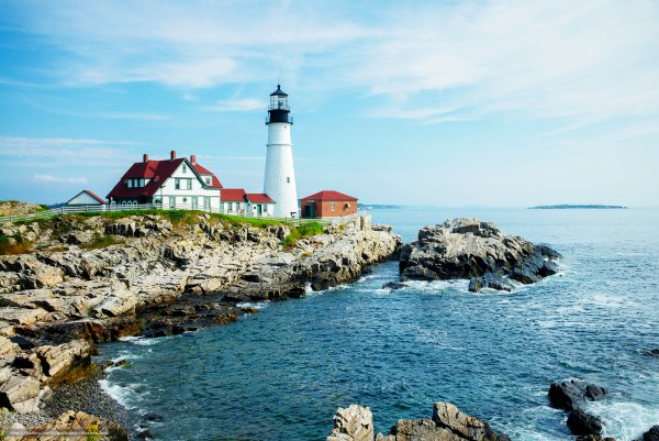 Маяк мыс Чеврай