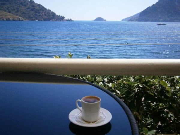 Кофе и море