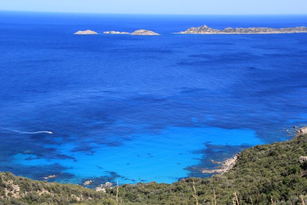 Море голубое гладь