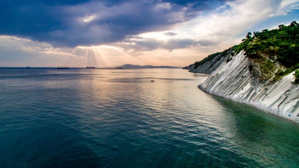 Черное море Геленджик