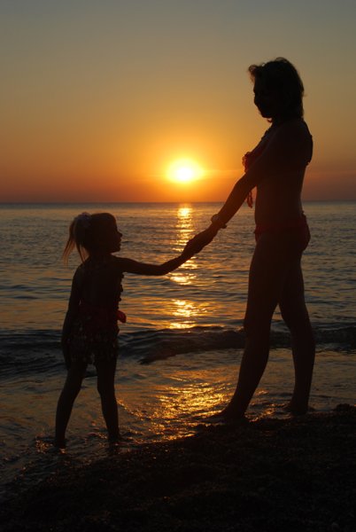 Мама на море