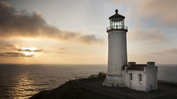 Лайтхаус Маяк