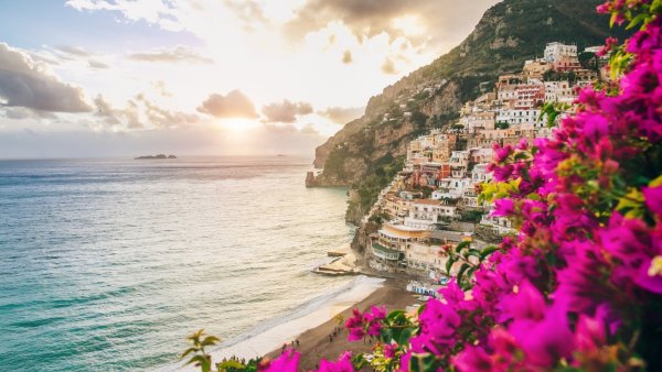Италия побережье Амальфи цветы