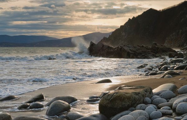 Берег Охотского моря в Магадане