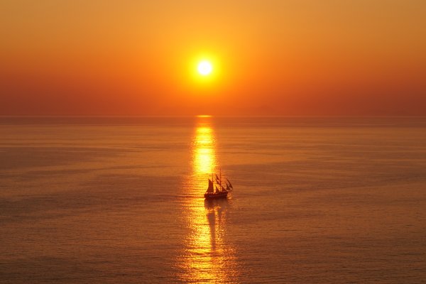 Рассвет на море