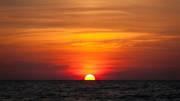 Закат солнца на море