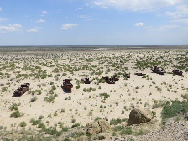 Высохшее море в Казахстане