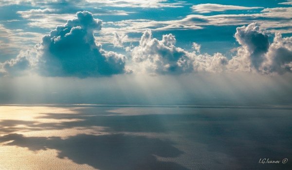 Море и небо два символа бесконечности