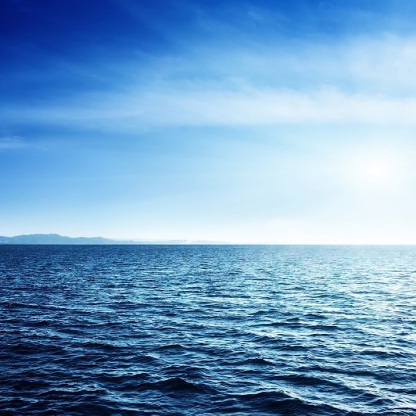 Море и небо два символа бесконечности