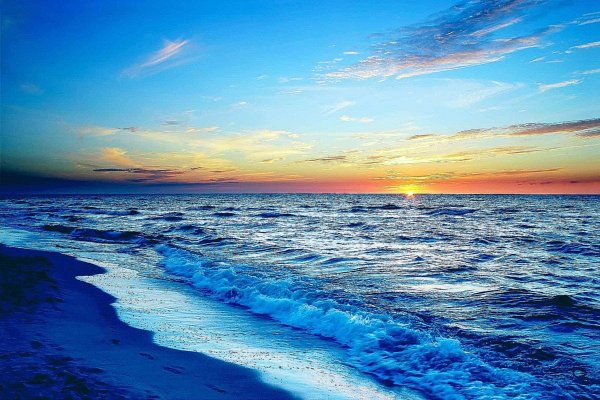 Рассвет на море
