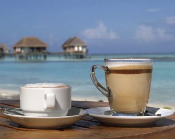 Кофе и море