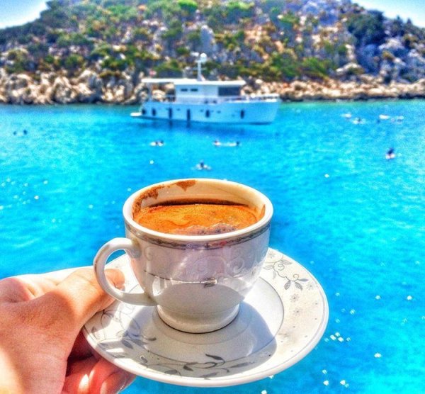 Утро на море