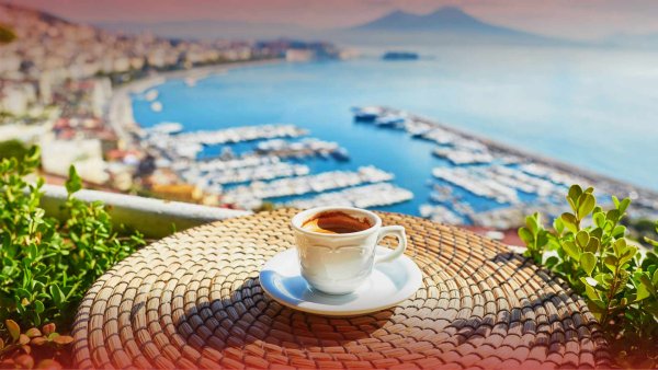 Кофе и море