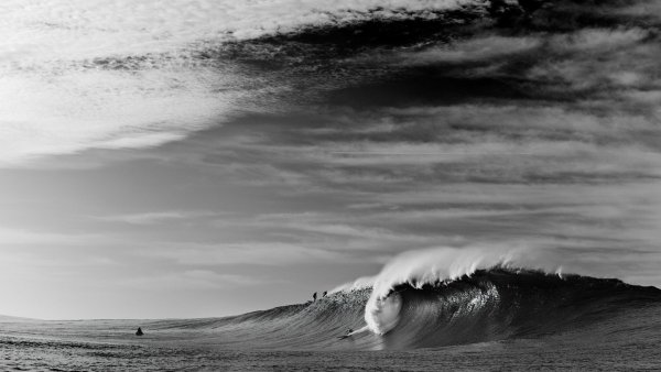 Удивительная красота моря черно белая