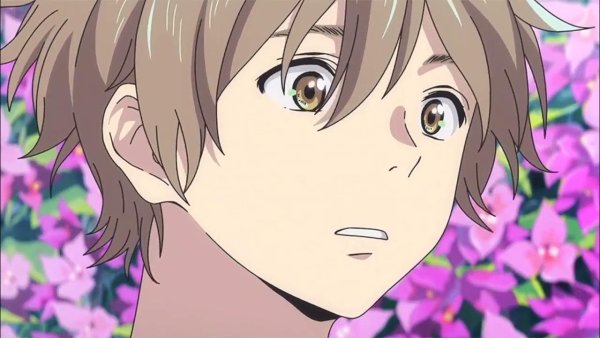 Мио из аниме незнакомец на берегу моря