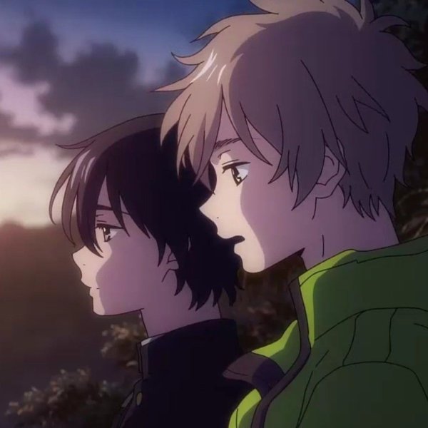 Мио Тибана незнакомец на берегу моря