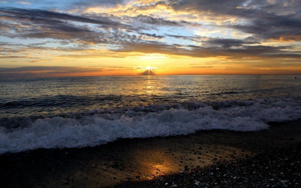 Черное море Лазаревское