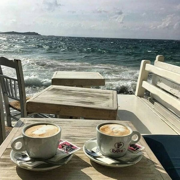 Утро кофе солнце море