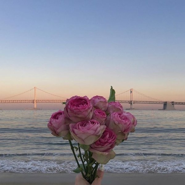 Выйти за хлебом и уехать