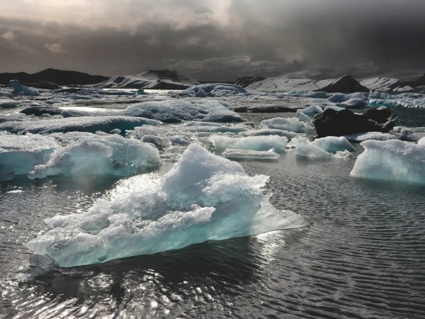 Карское море ледяные Торосы