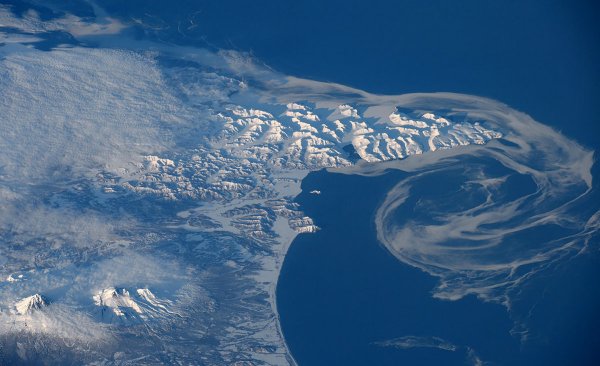 Берингово море и Баренцево море