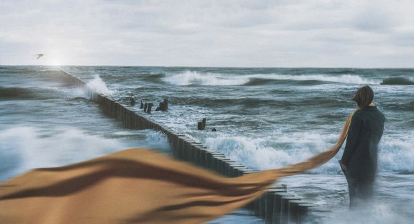 Море волнуется