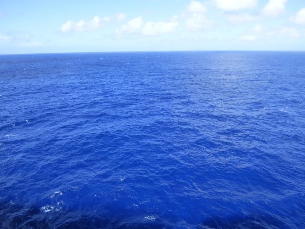 Бескрайнее синее море