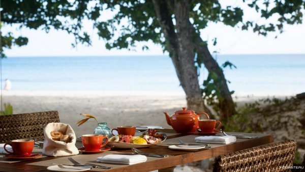 Кофе на террасе с видом