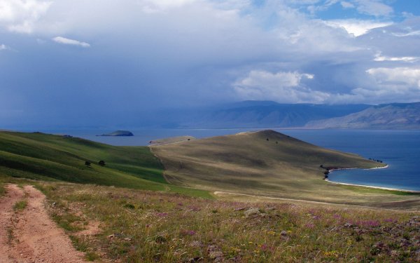 На море и на суше