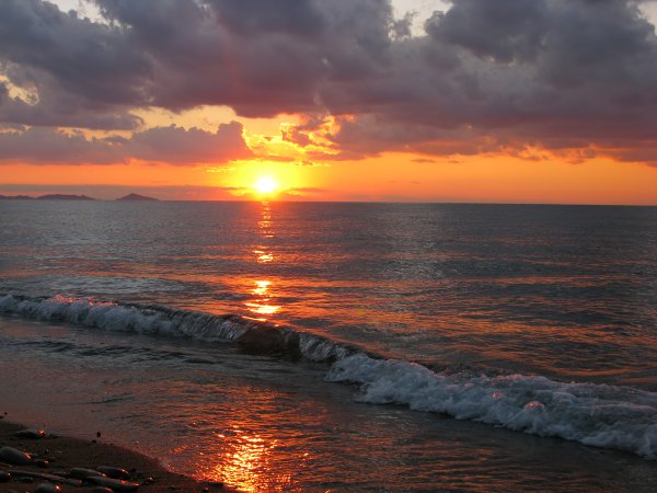 Доброе утро рассвет на море