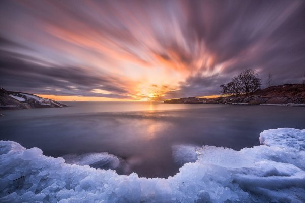 Красивое зимнее море