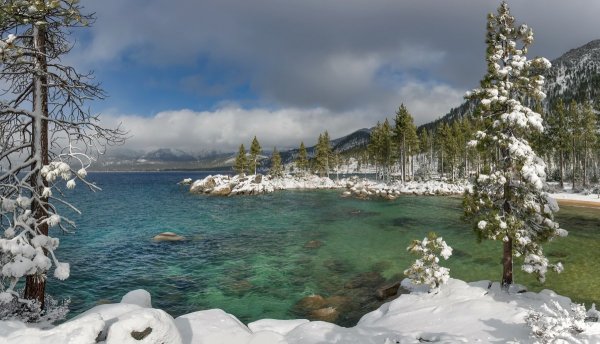 Зимнее море