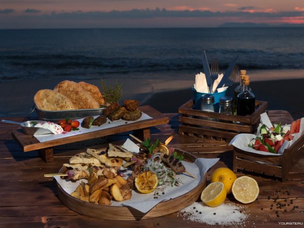 Ужин на пляже