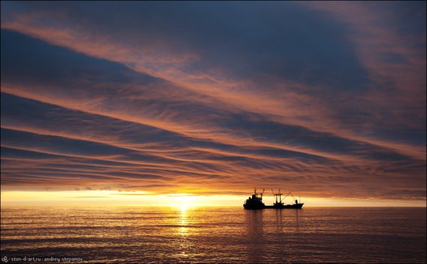 Берингово море шторм