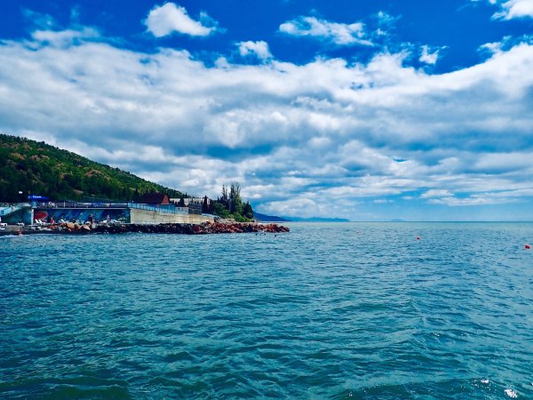 Черное море Алушта