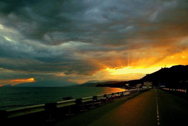 Черное море Алушта