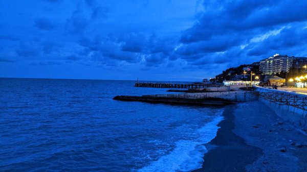 Алушта Профессорский уголок море